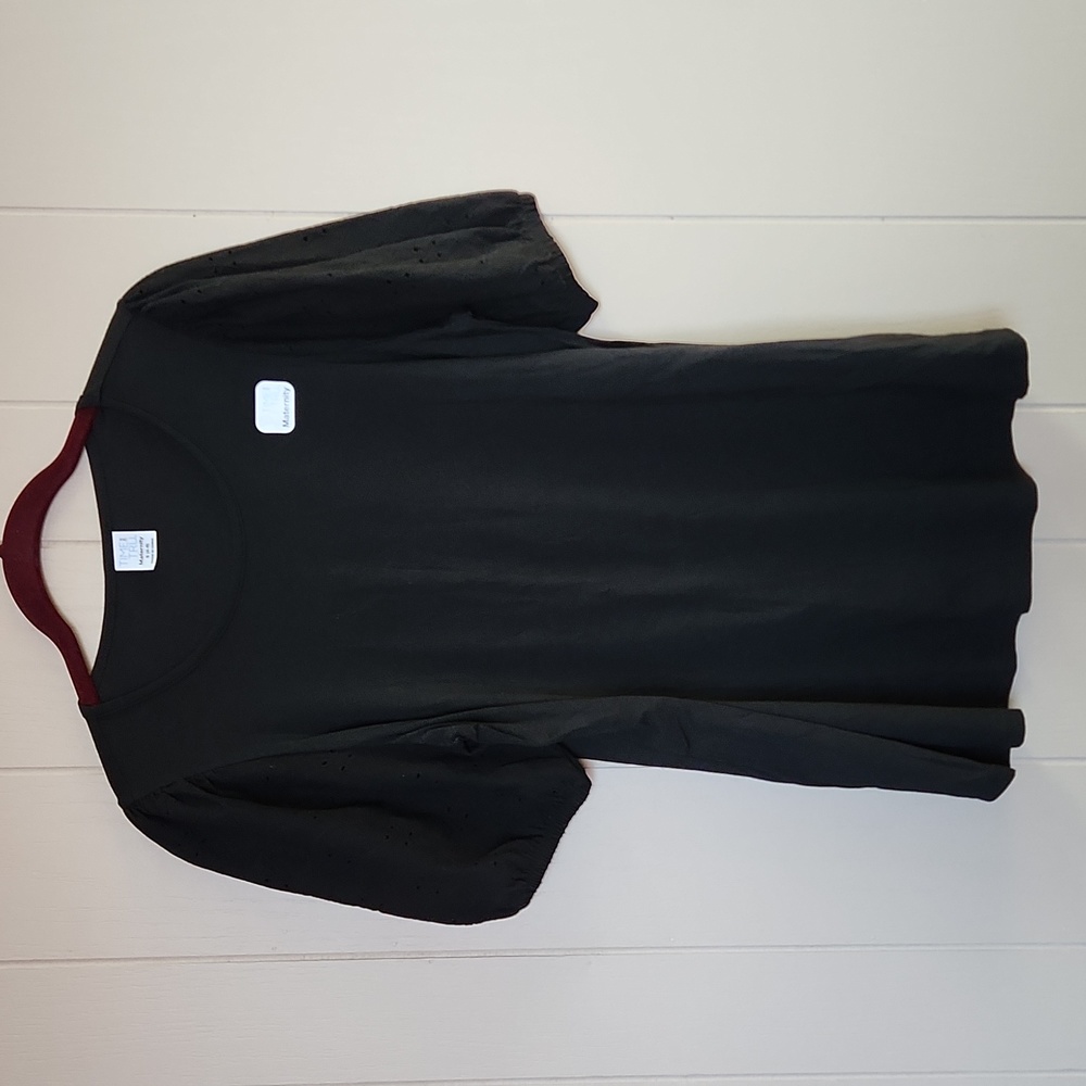 Time and Tru Maternity Black Tee
